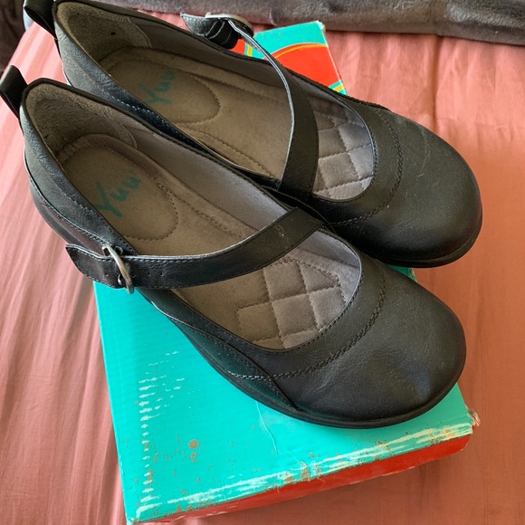 yuu mary jane shoes